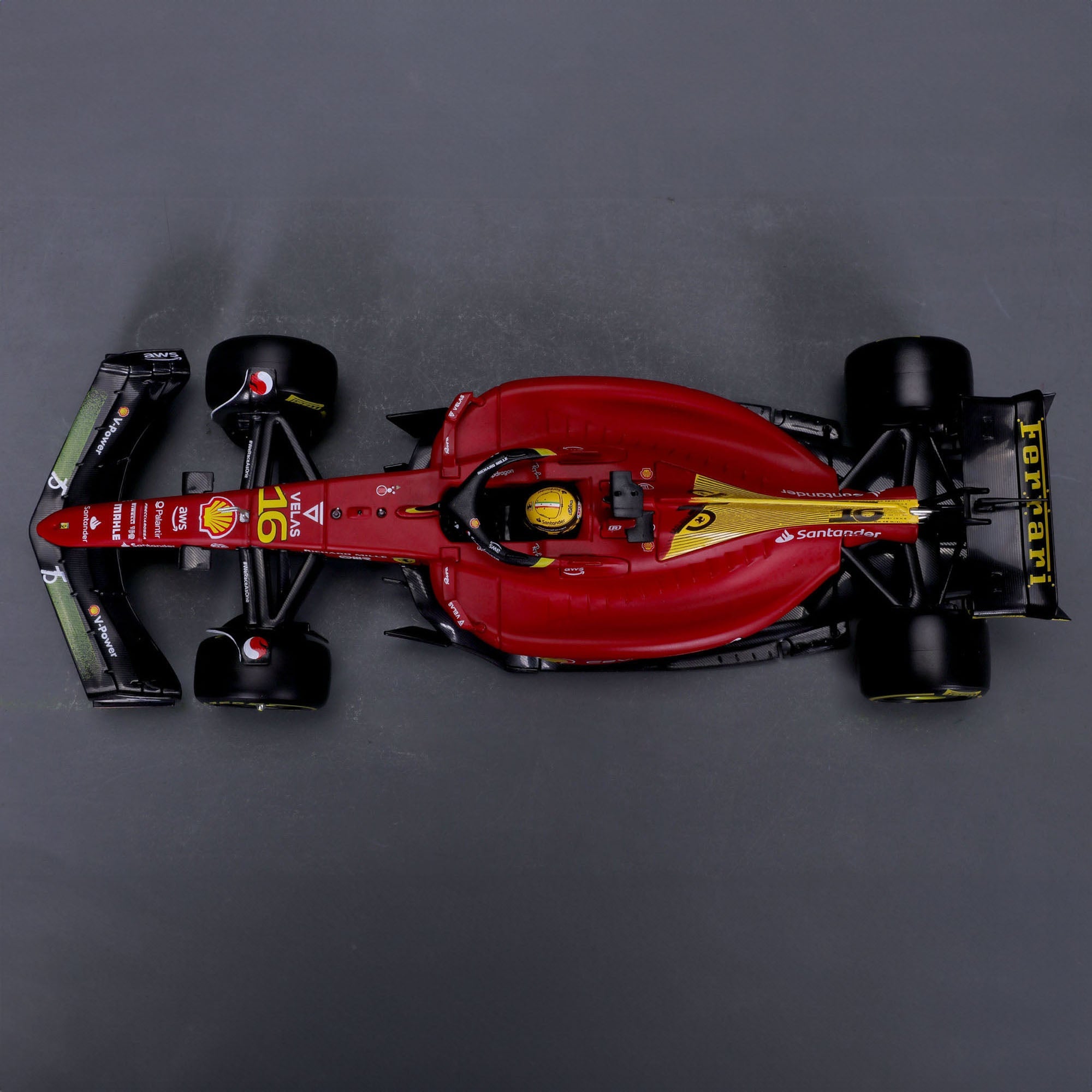Bburago 1:24 Ferrari Racing 2022 F1 75 Leclerc #16