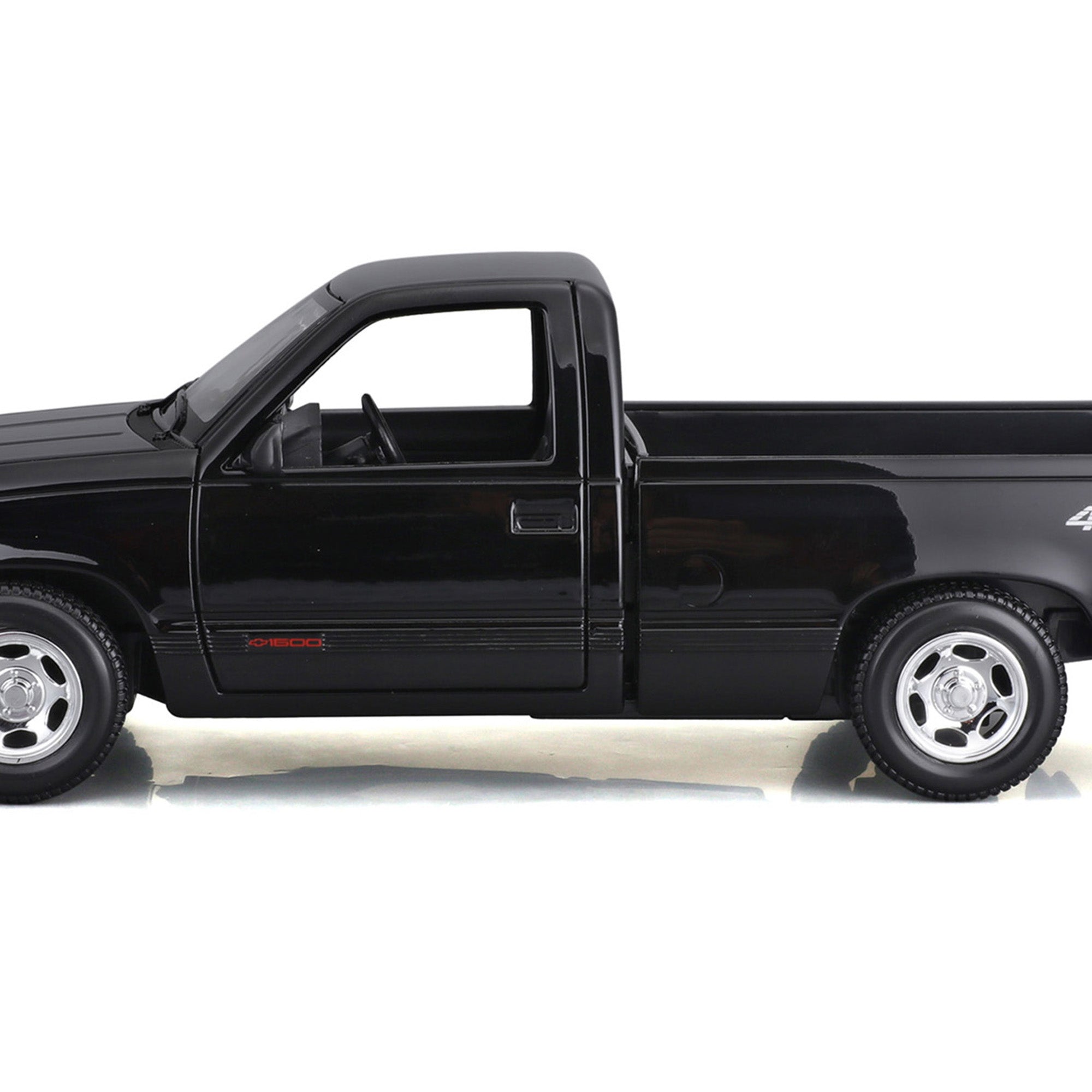 Maisto 1:24 1993 Chevrolet 454 SS Pick-Up