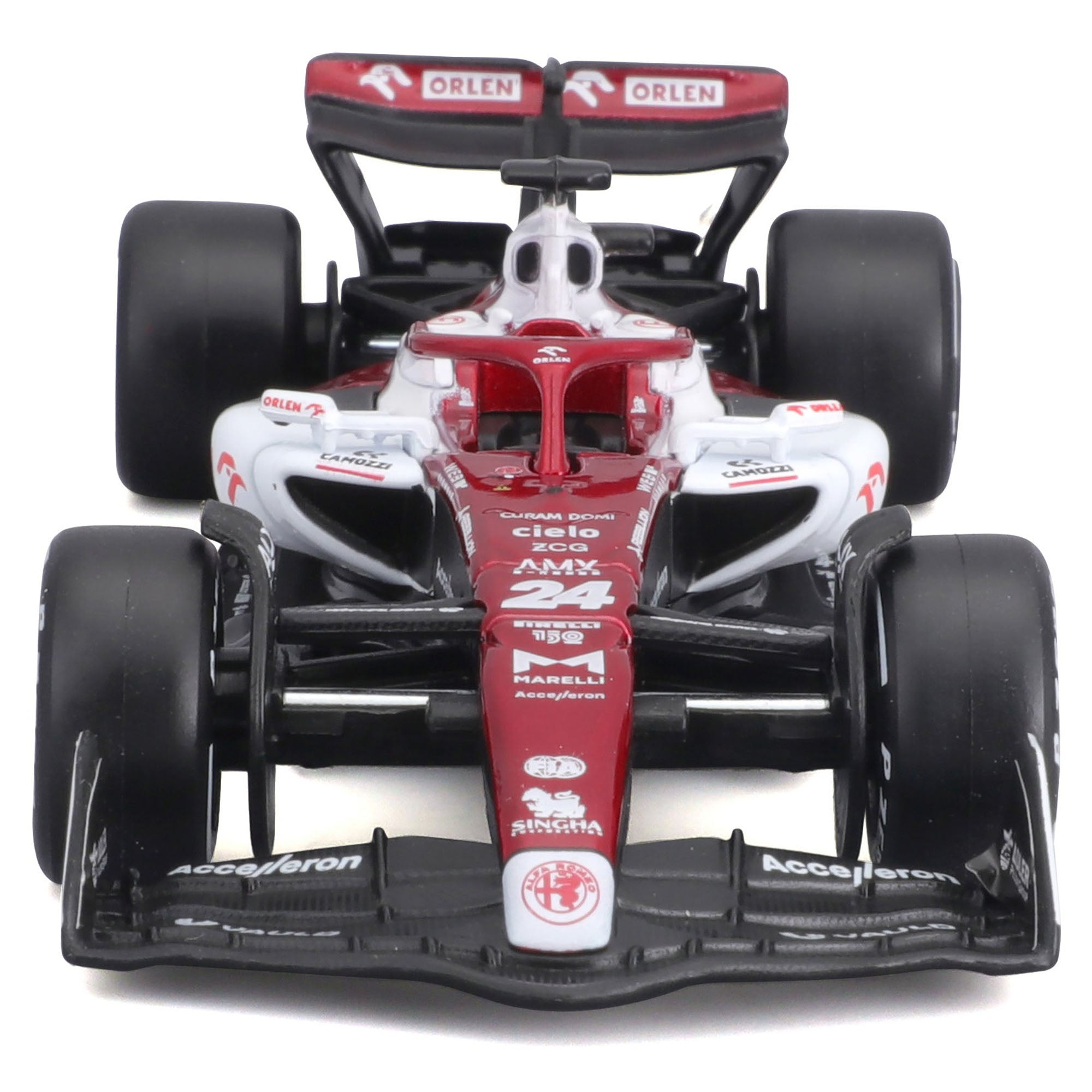 Bburago 1:43 2022 F-1 Alfa Romeo C42 #24 Zhou